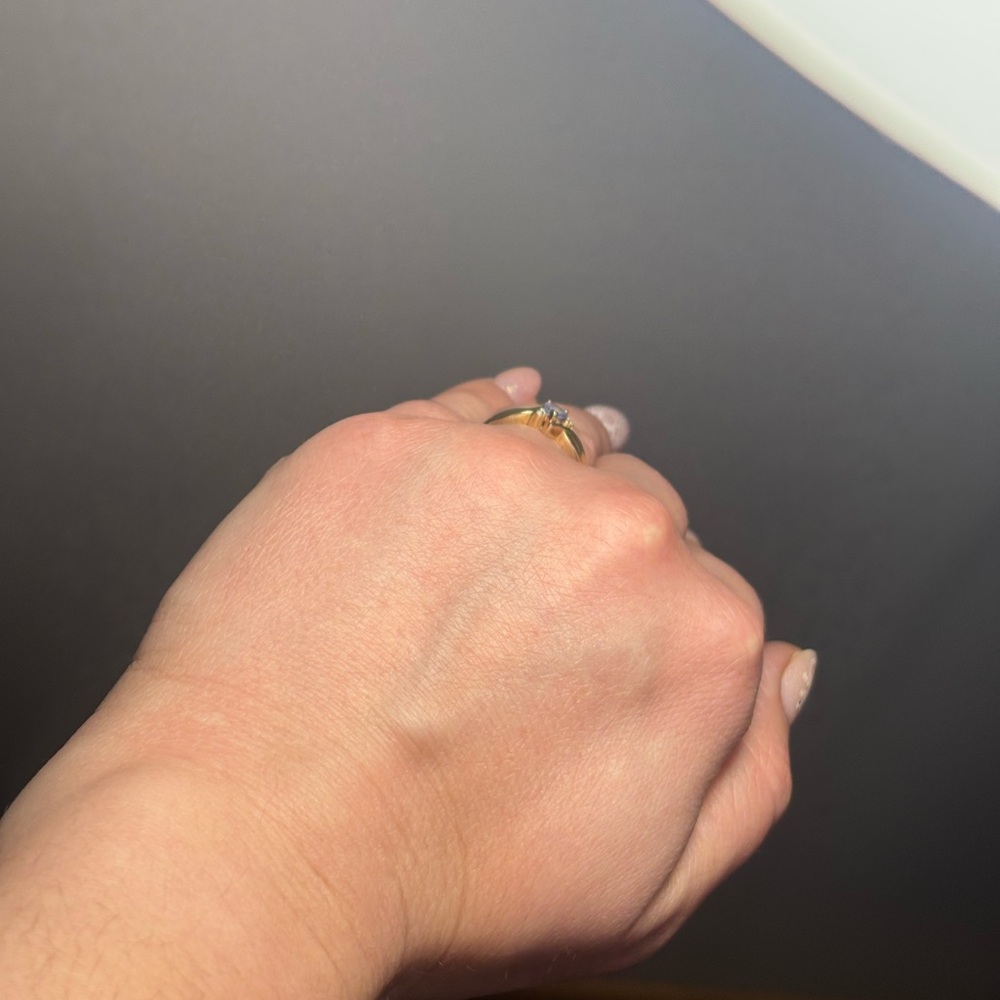 10K Yellow Gold Tanzanite Ring, size 5.5 - Picture 9 of 9